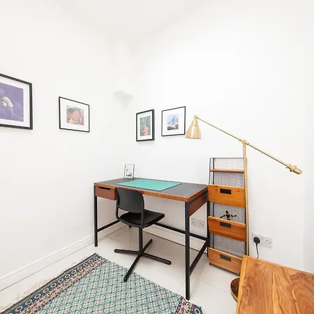 בית נופש Amazing 2bdr House Close To The August Deals