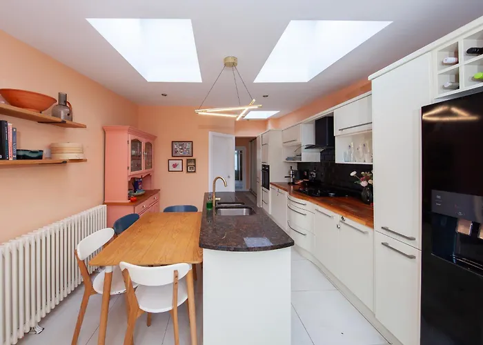 Feriehus Amazing 2bdr House Close To The August Deals *