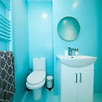 Semesterbostad Amazing 2bdr House Close To The August Deals *
