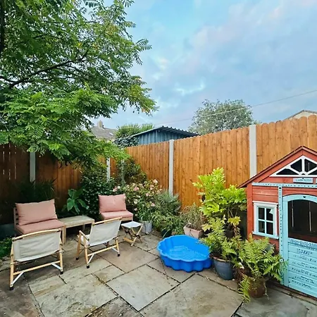 Amazing 2bdr House Close To The August Deals Casa de Férias *